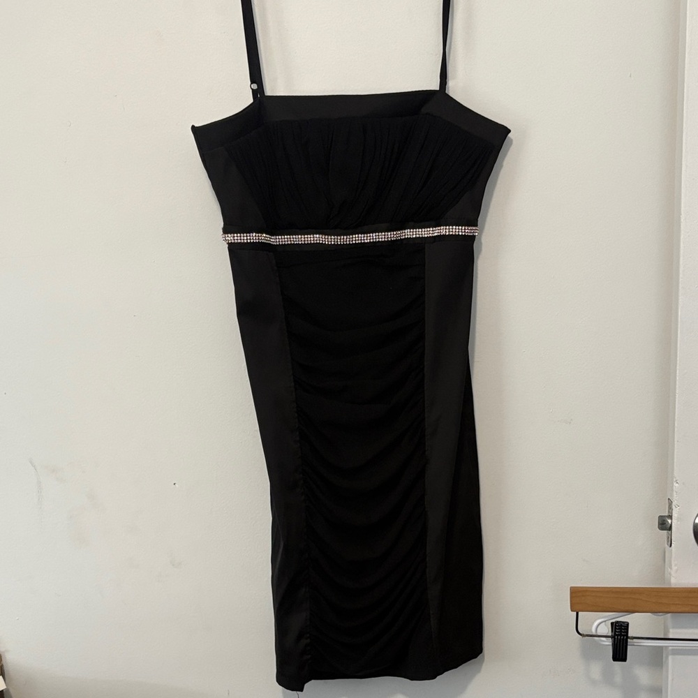 Elegant Black Dress with Embellished Waist